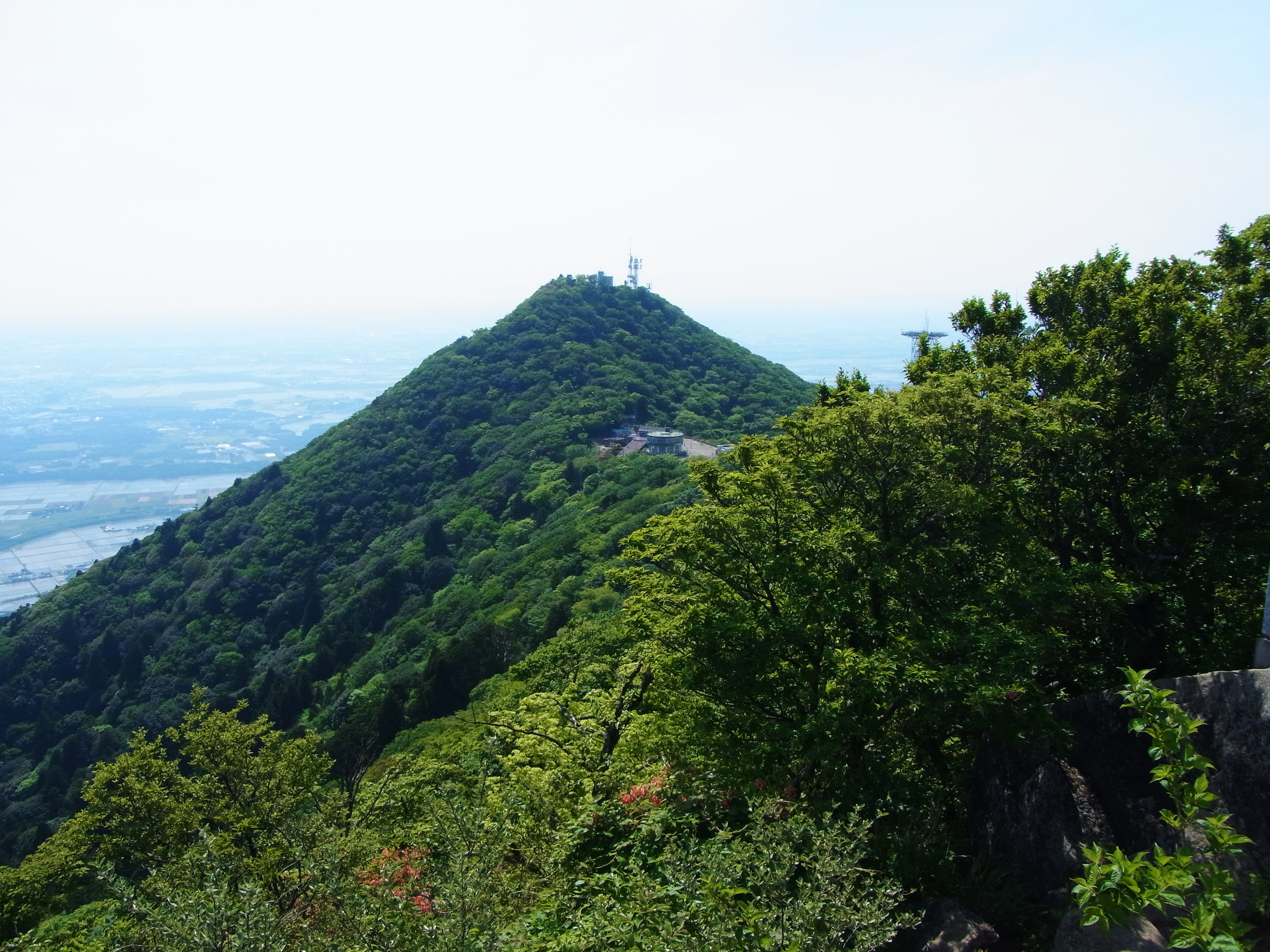 筑波山の2つある峰のひとつ男体山山頂