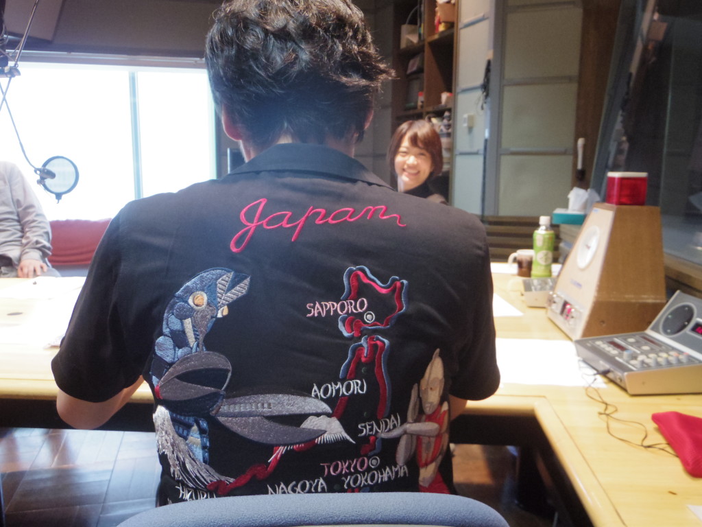 160608たまむすび(大吉の背中)