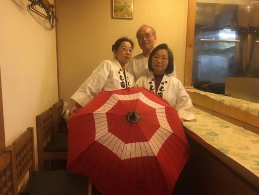▼天ぷら老舗「しな川」の品川さんご一家
