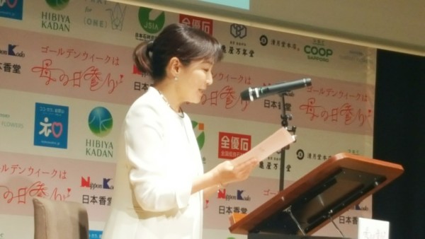 ▲お母様への思いが詰まったかのような朗読でした