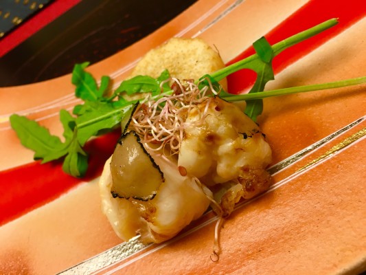 人生初トリフを思わずクローズアップ!独特な香りに食欲がそそられました。