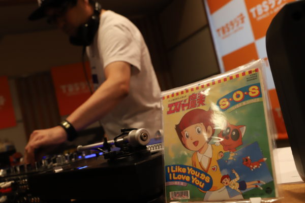 90年代の月曜19時アニメ曲やマリオ ドラクエ曲を一気に聴いてアガる Djフクタケ