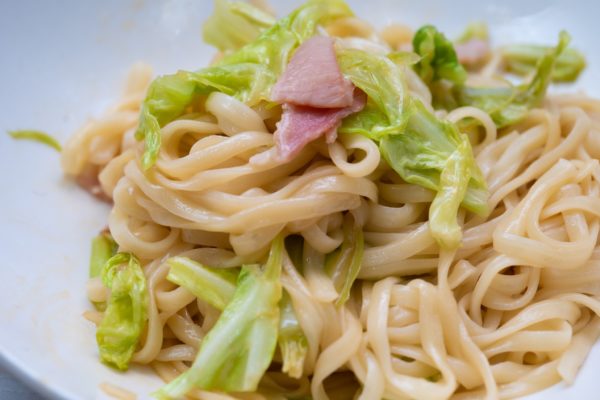 休校で困っているあなたへ 子どもと一緒にできる 火を使わない料理