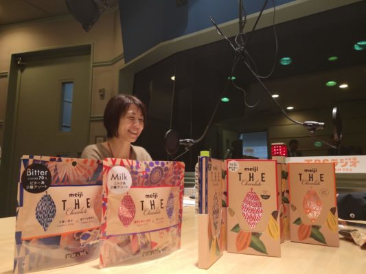 明治がこだわりぬいた最高峰のチョコレート パリっ子もうなる カカオの本当の味 って