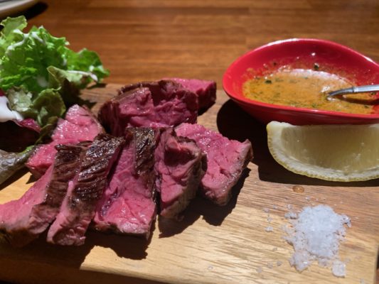 桐畑トールのシェフが行く店のシェフが行く店 門前仲町 肉と野菜の石窯バルmonpal の ステーキバベット