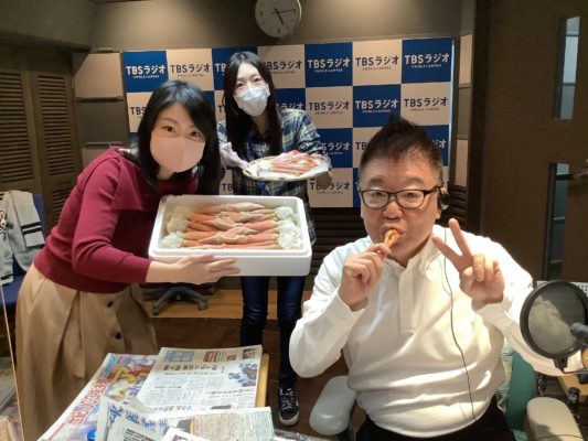 益子侑 さんのライブ ラジオショッピングの カニ