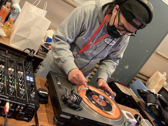 CAPTAIN VINYL